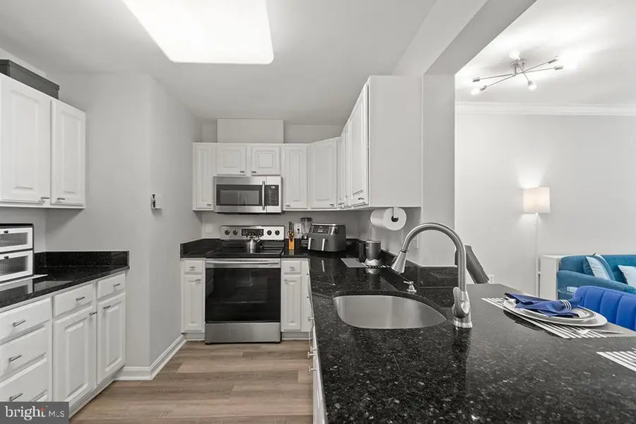 23 Pierside Dr #326, Baltimore, MD 21230 - #2