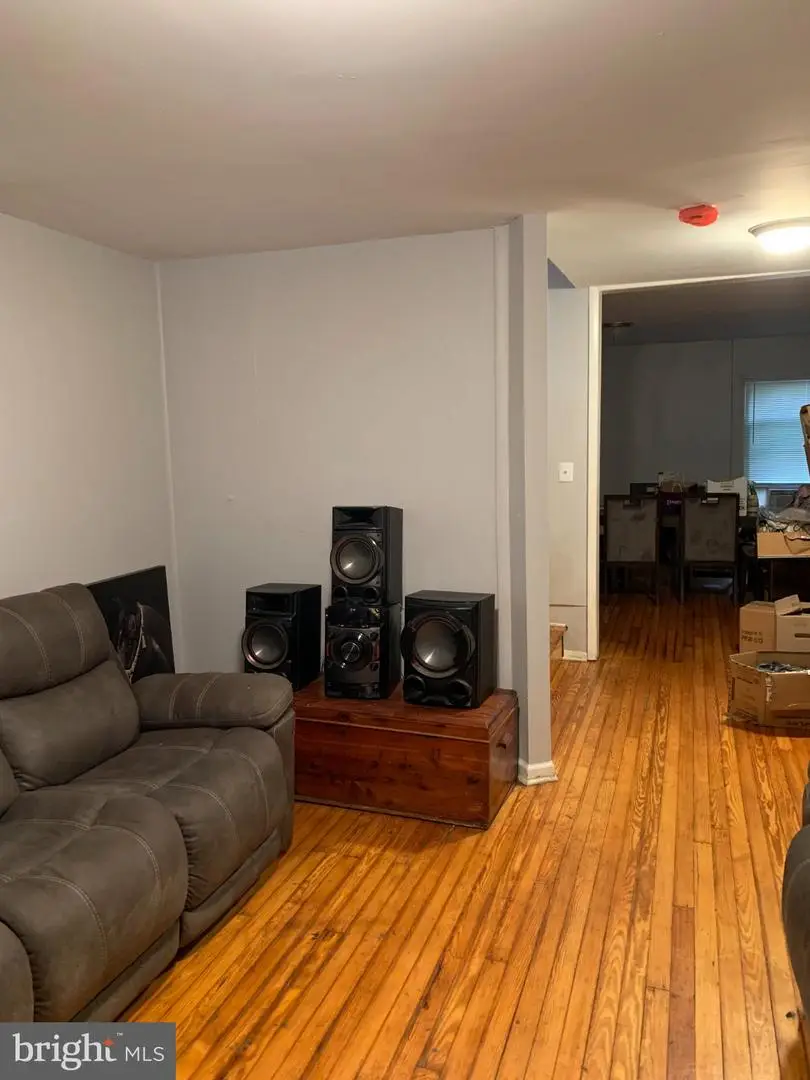 1137 Poplar Grove St, Baltimore, MD 21216 - #2