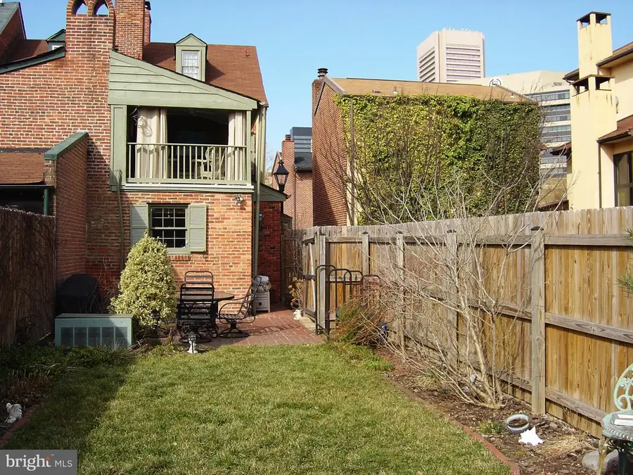 109 W Barre St, Baltimore, MD 21201 - #3