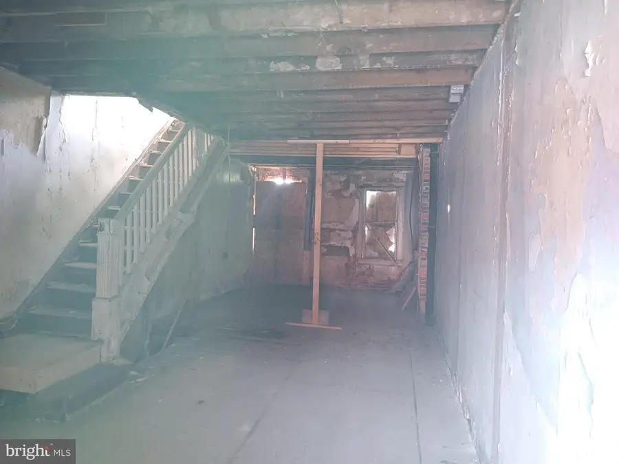 220 S Smallwood St, Baltimore, MD 21223 - #3