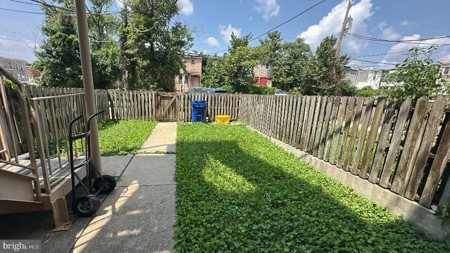 910 N Fulton Ave #a, Baltimore, MD 21217 - #3