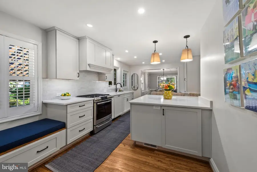 304 Cedarcroft Rd, Baltimore, MD 21212 - #2