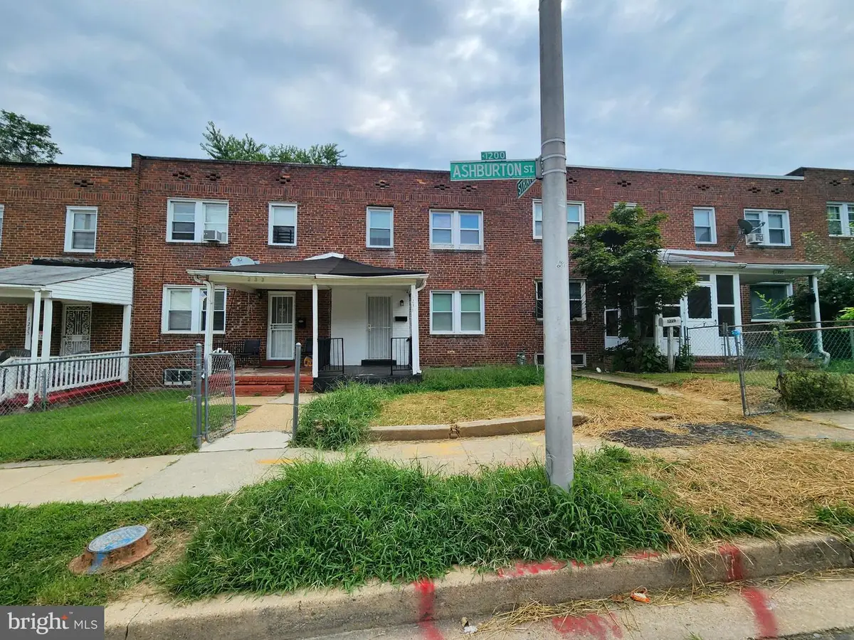 1231 Ashburton St, Baltimore, MD 21216 - #1