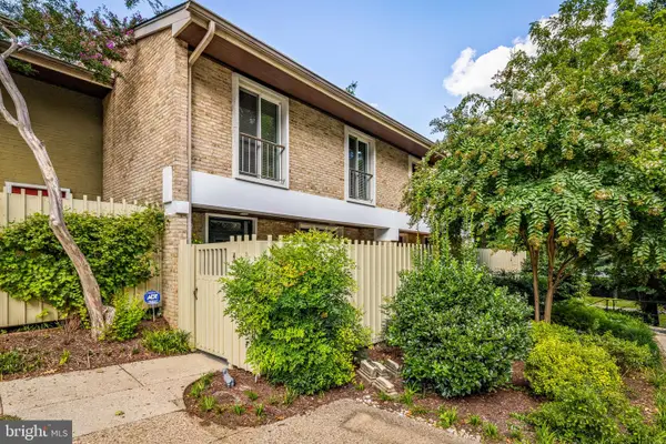 4 Hamlet Hill Rd, BALTIMORE, MD 21210