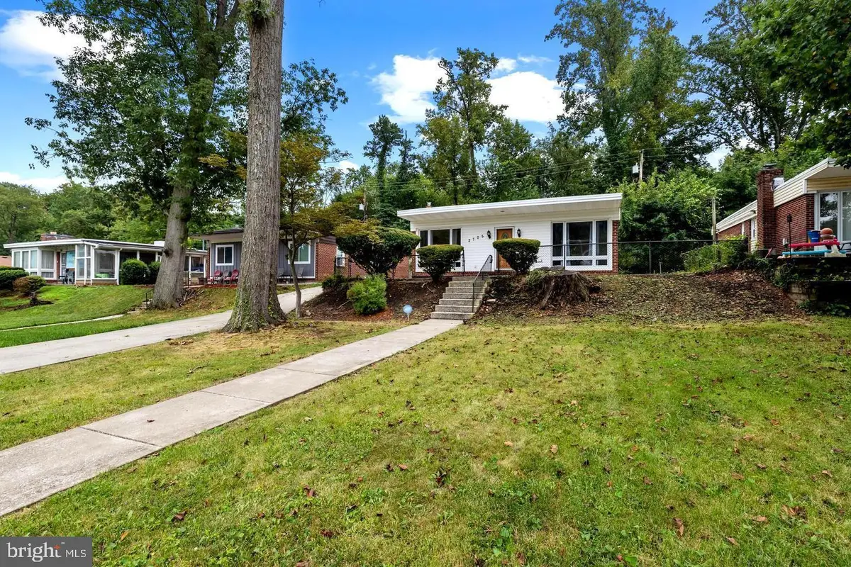 2705 Glen Ave, Baltimore, MD 21215 - #1