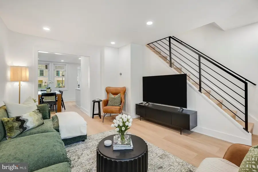 1237 Hull St #1237, Baltimore, MD 21230 - #3