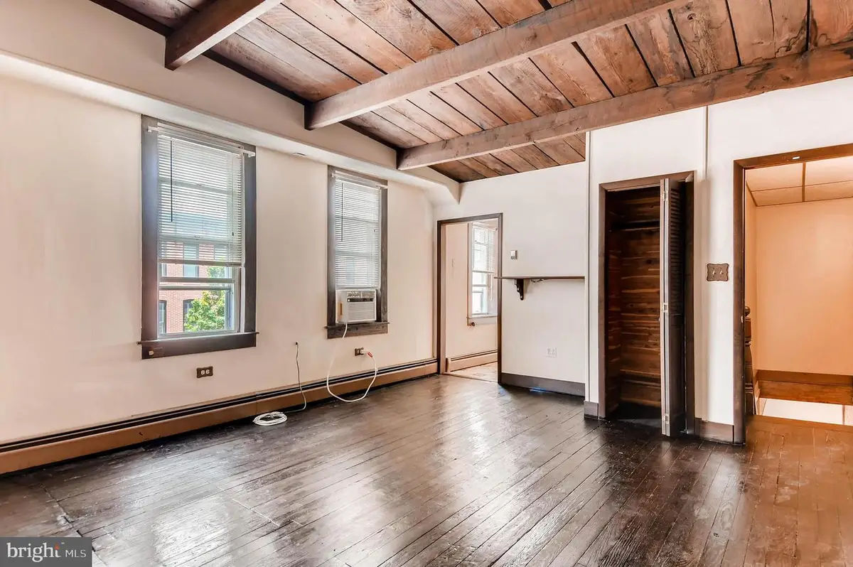901 S East Ave, Baltimore, MD 21224 - #1
