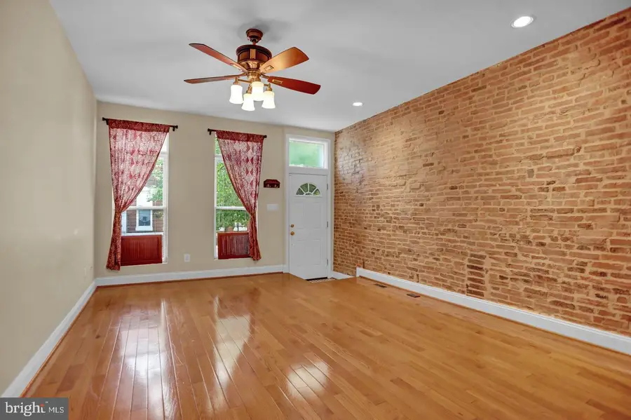 404 E Lorraine Ave, Baltimore, MD 21218 - #3