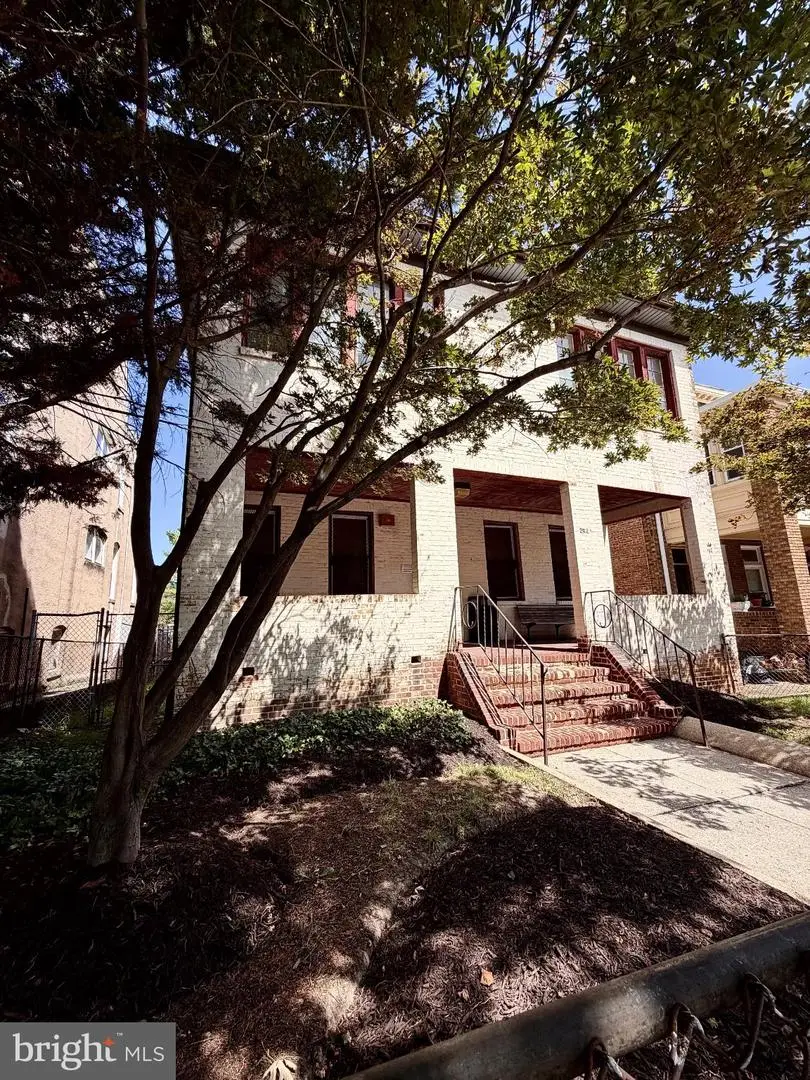 2425 Eutaw Pl, Baltimore, MD 21217 - #1