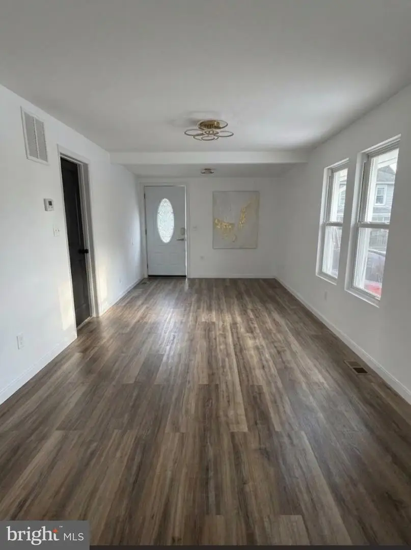 406 Orchard Ave, Baltimore, MD 21225 - #2
