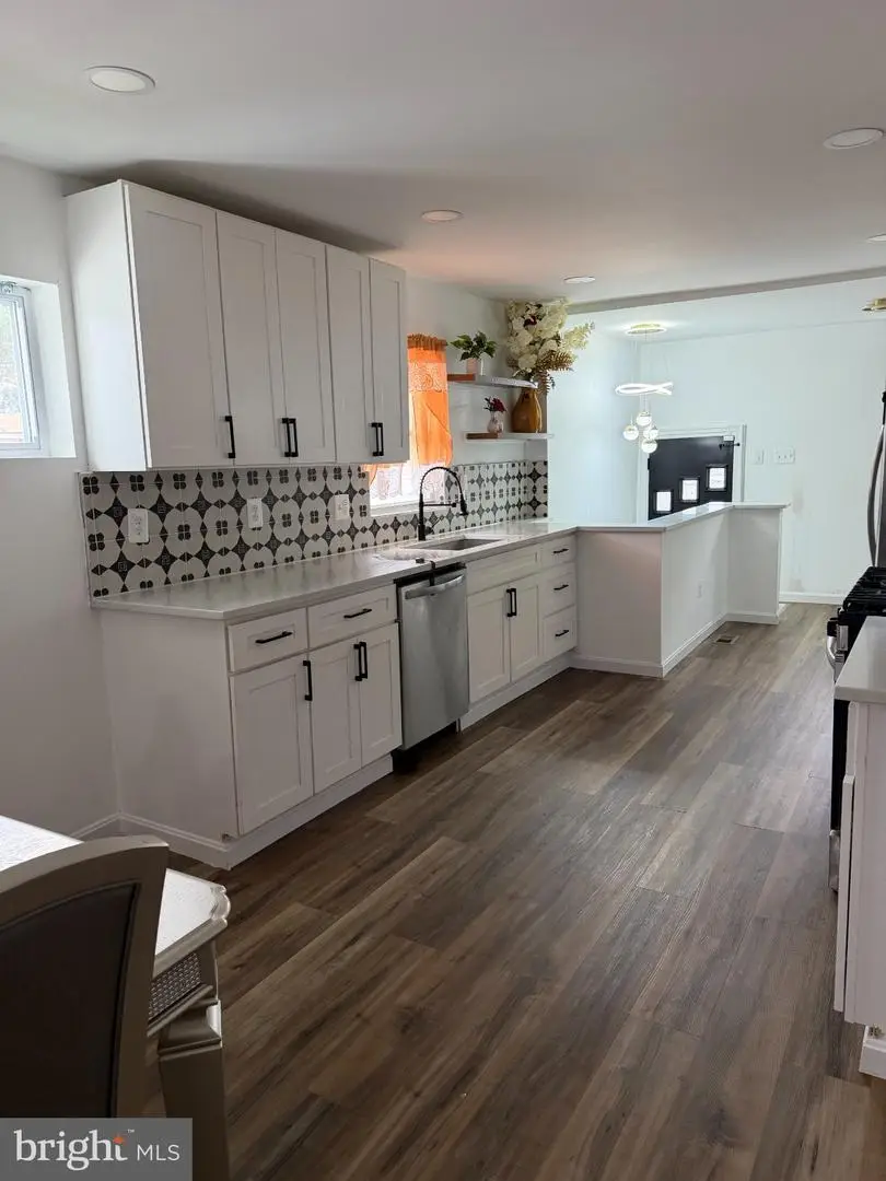 406 Orchard Ave, Baltimore, MD 21225 - #3