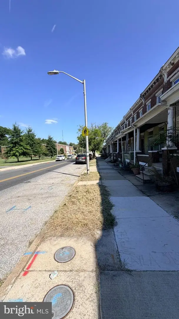 2105 Sinclair Ln, Baltimore, MD 21213 - #3