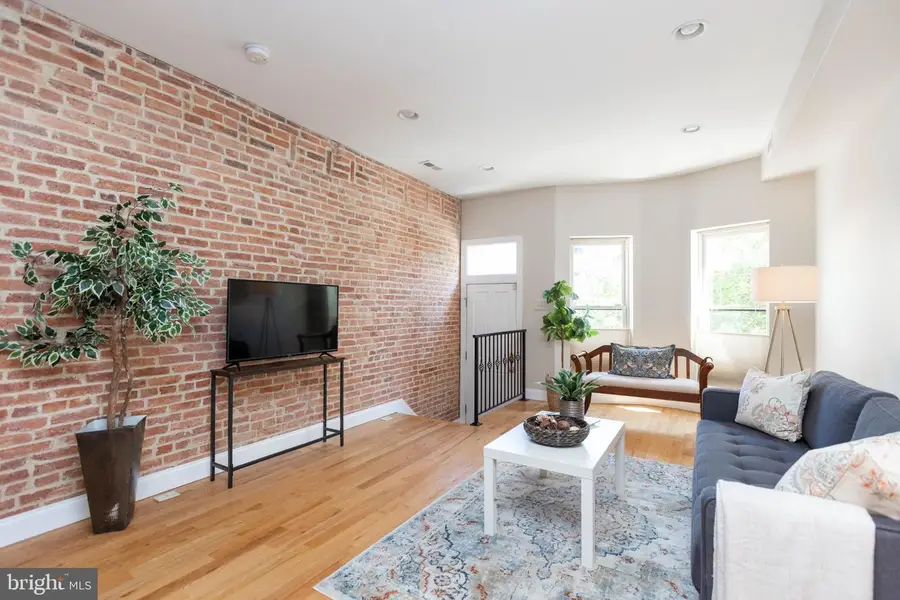 3502 Chestnut Ave, Baltimore, MD 21211 - #2