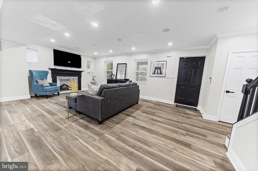 3708 The Alameda, Baltimore, MD 21218 - #3