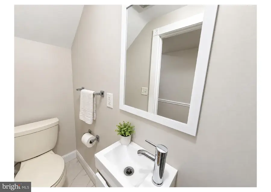 1501 E Baltimore St, Baltimore, MD 21231 - #3