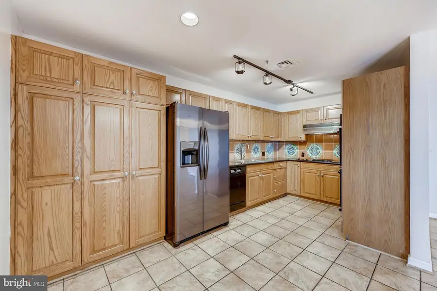 10 E Lee St #2608, Baltimore, MD 21202 - #3