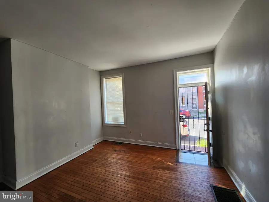 1310 W Pratt St, Baltimore, MD 21223 - #3