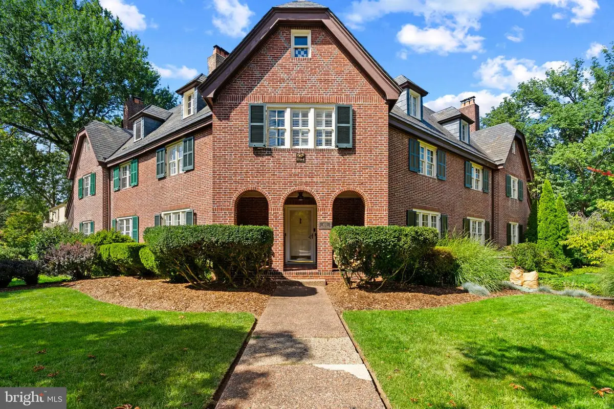 400 Bretton Pl, Baltimore, MD 21218 - #1
