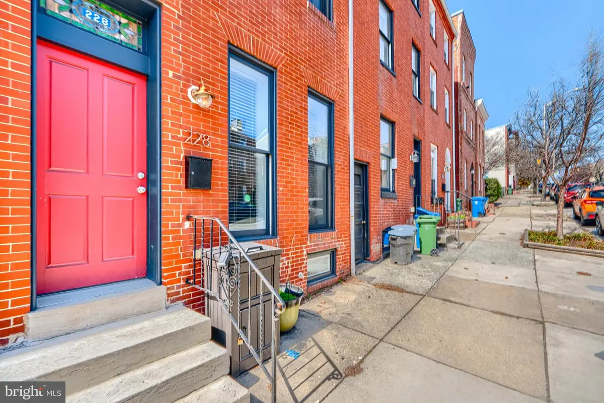 228 S Washington St, Baltimore, MD 21231 - #1