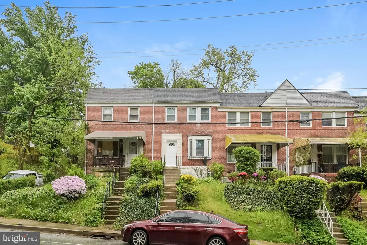 2221 Monticello Rd, Baltimore, MD 21216 - #1