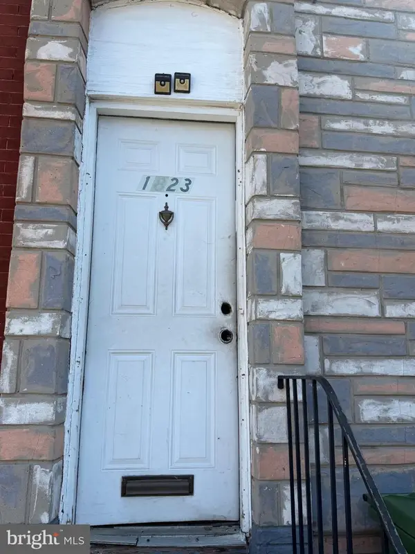 1823 Division St, BALTIMORE, MD 21217