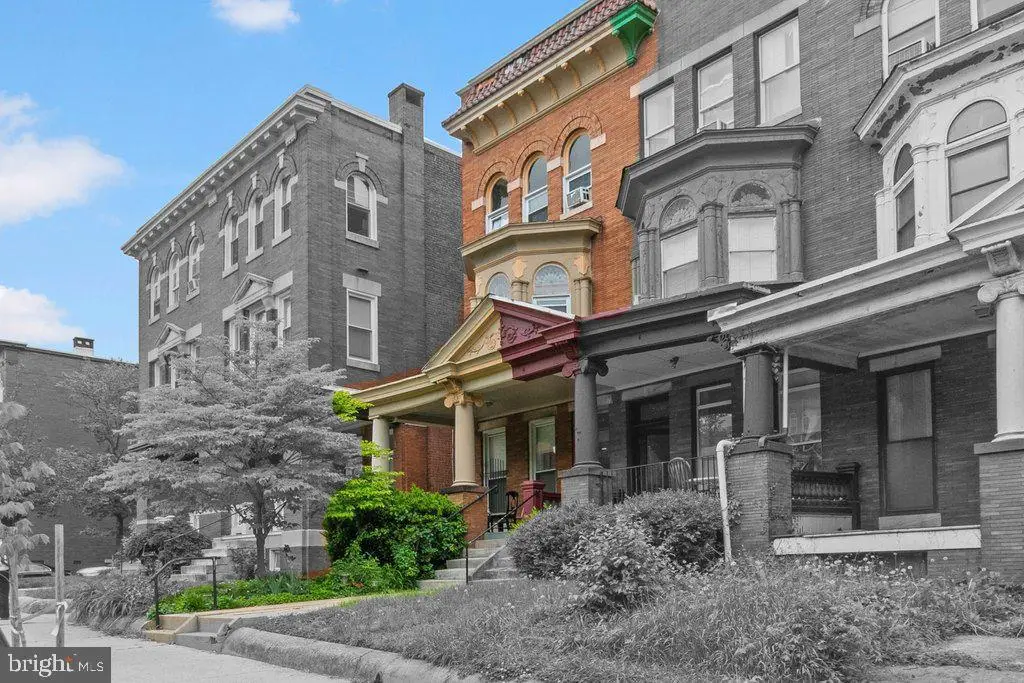2841 N Calvert St, Baltimore, MD 21218 - #1