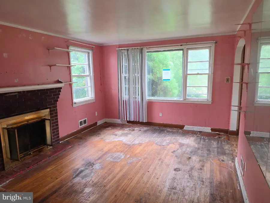2340 Ivy Ave, Baltimore, MD 21214 - #3