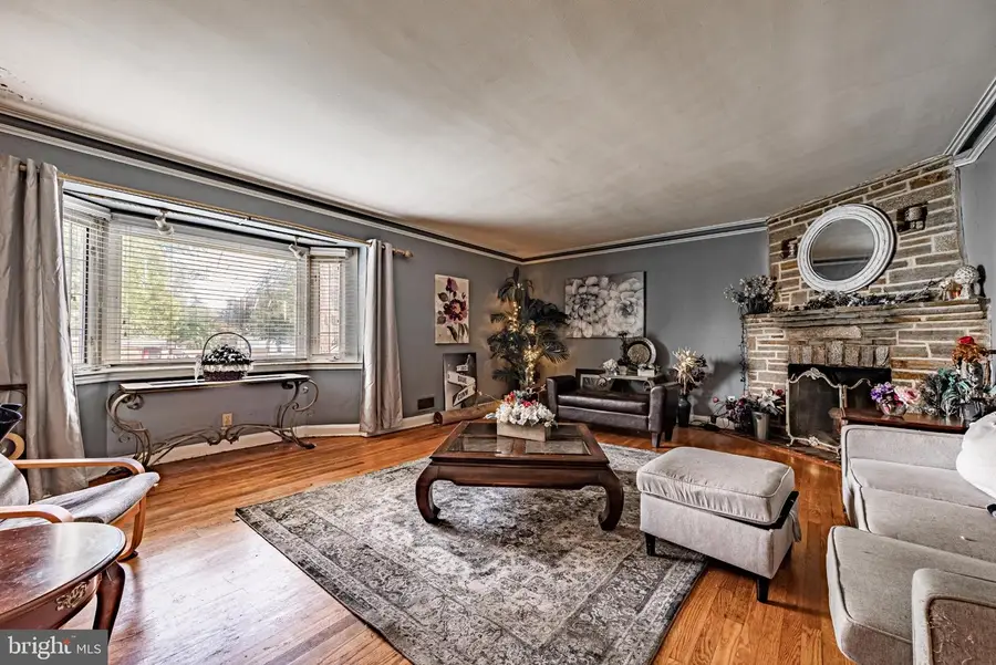 4406 Buena Vista Ave, Baltimore, MD 21211 - #3