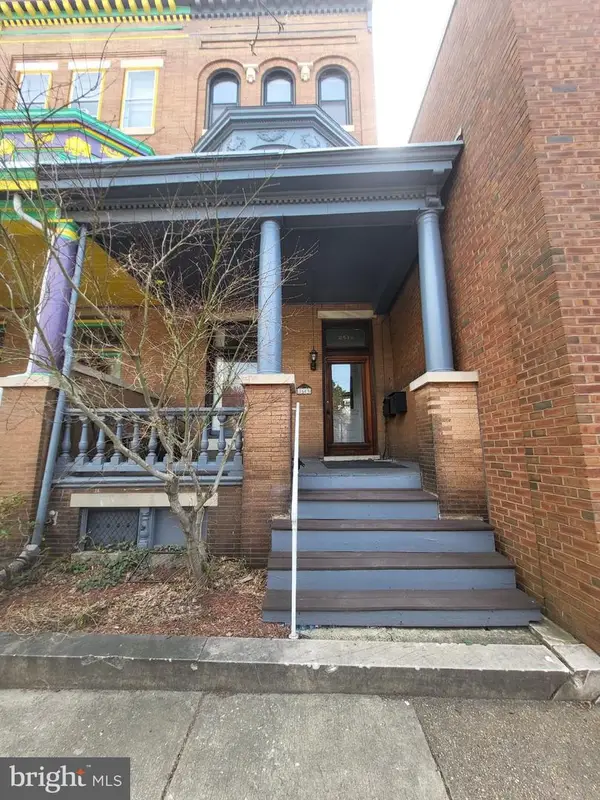 2619 Saint Paul St, BALTIMORE, MD 21218