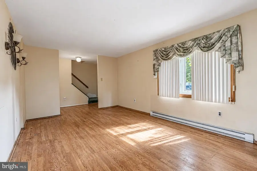 5614 Groveland Ave, Baltimore, MD 21215 - #2