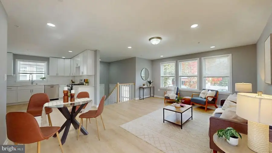 3811 Ridgecroft Rd, Baltimore, MD 21206 - #2