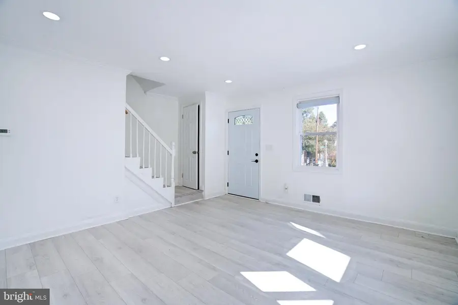 303 Charter Oak Ave, Baltimore, MD 21212 - #3