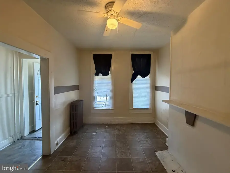 1558 N Carey St, Baltimore, MD 21217 - #3