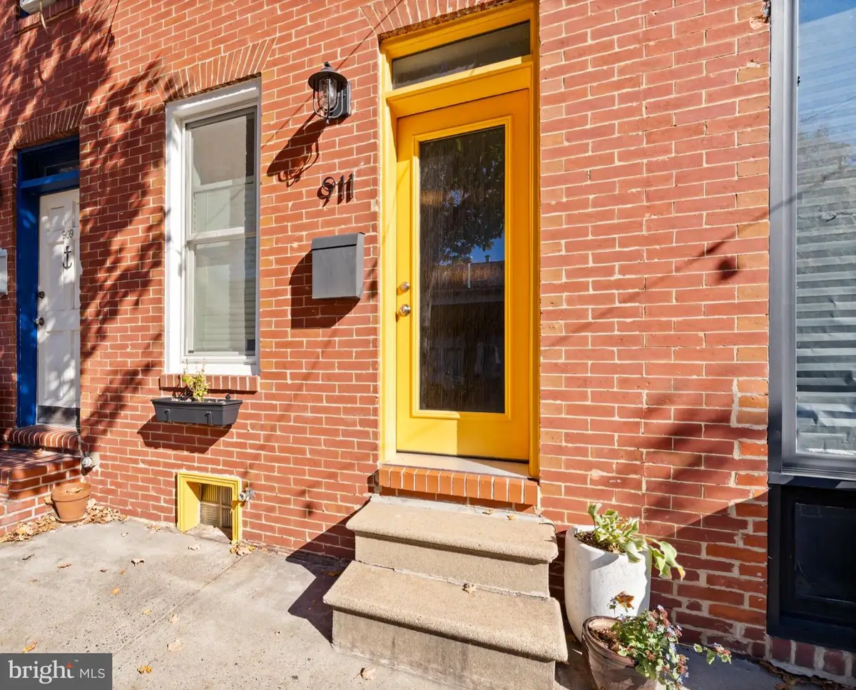 911 Binney St, Baltimore, MD 21224 - #1