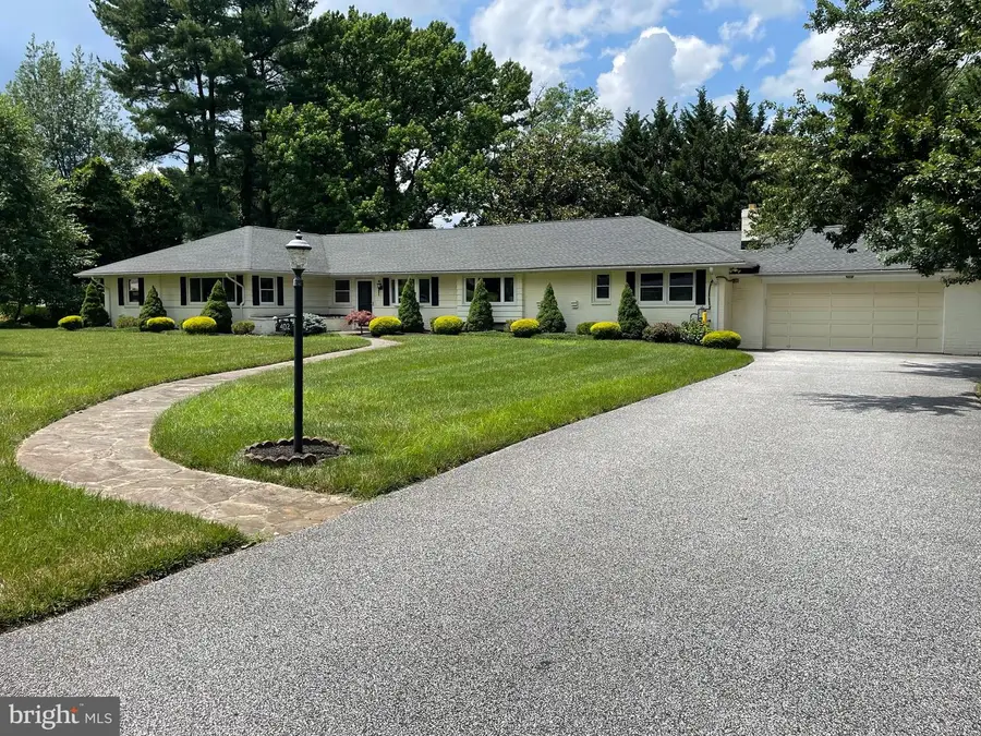 402 Ivy Church Rd, Lutherville Timonium, MD 21093 - Image #2