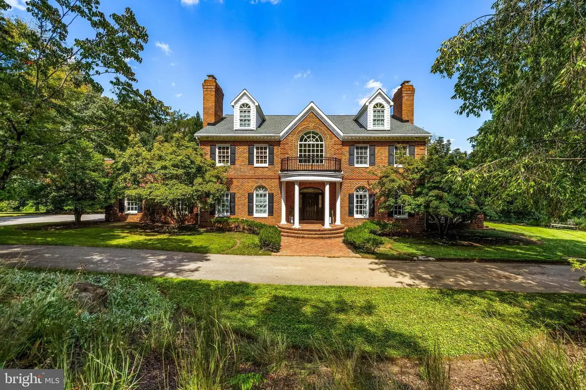 904 Hillstead Dr, Lutherville Timonium, MD 21093 - #1