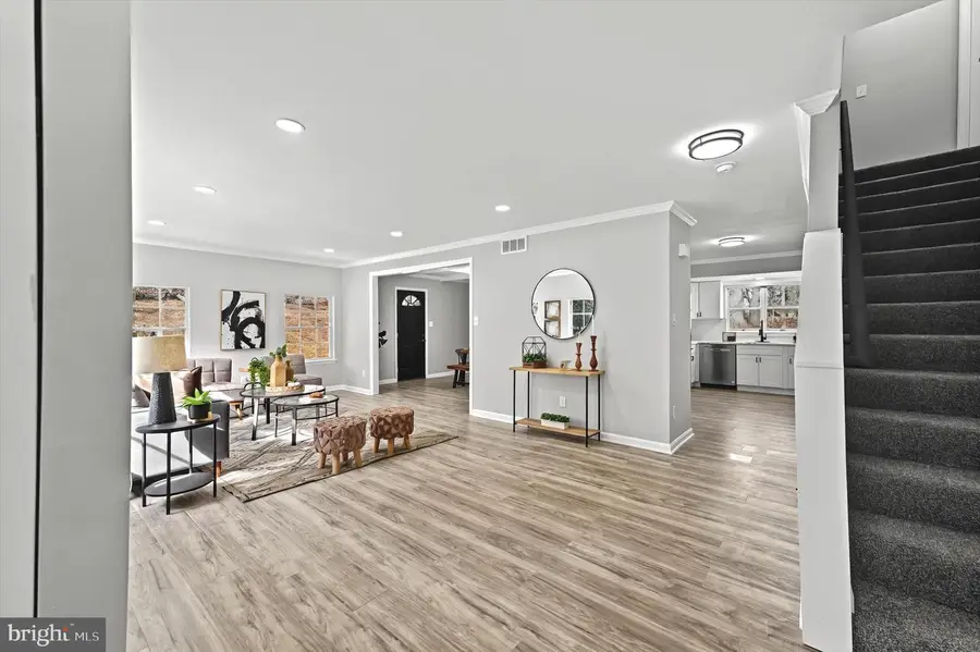 2812 Northwind Rd, Parkville, MD 21234 - Image #2