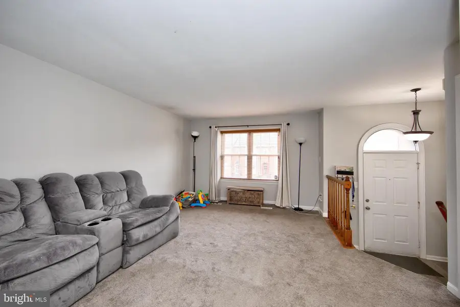 13 Bright Star Ct, Baltimore, MD 21206 - Image #2