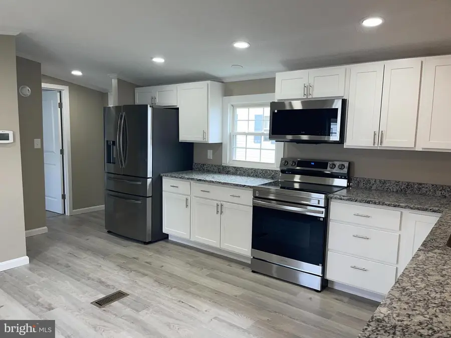 7507 Biscayne Bay Blvd, Middle River, MD 21220 - Image #2