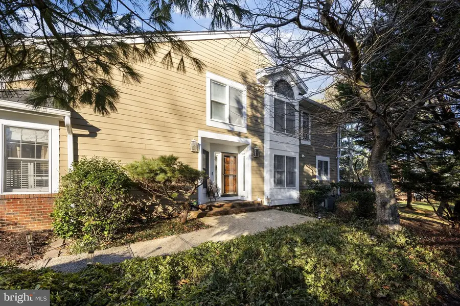 124 River Oaks Cir, Pikesville, MD 21208 - Image #2