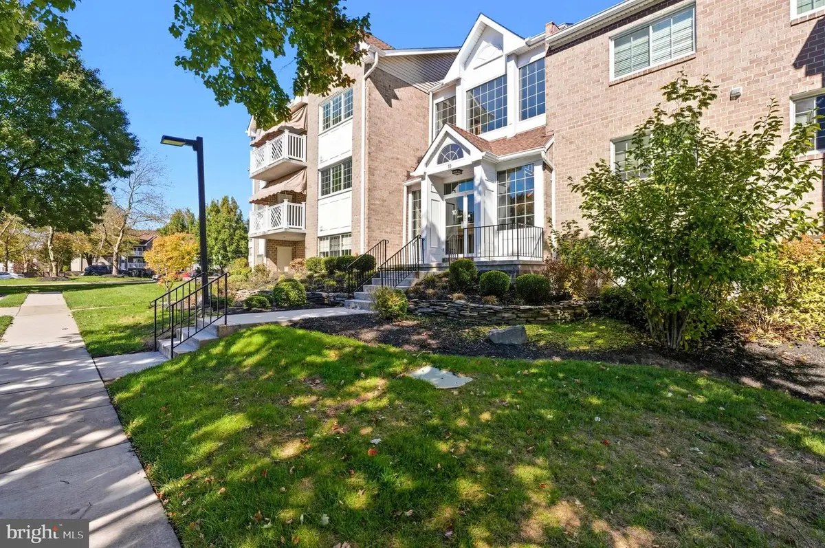 10 Bandon Ct #301, Lutherville Timonium, MD 21093 - Image #1