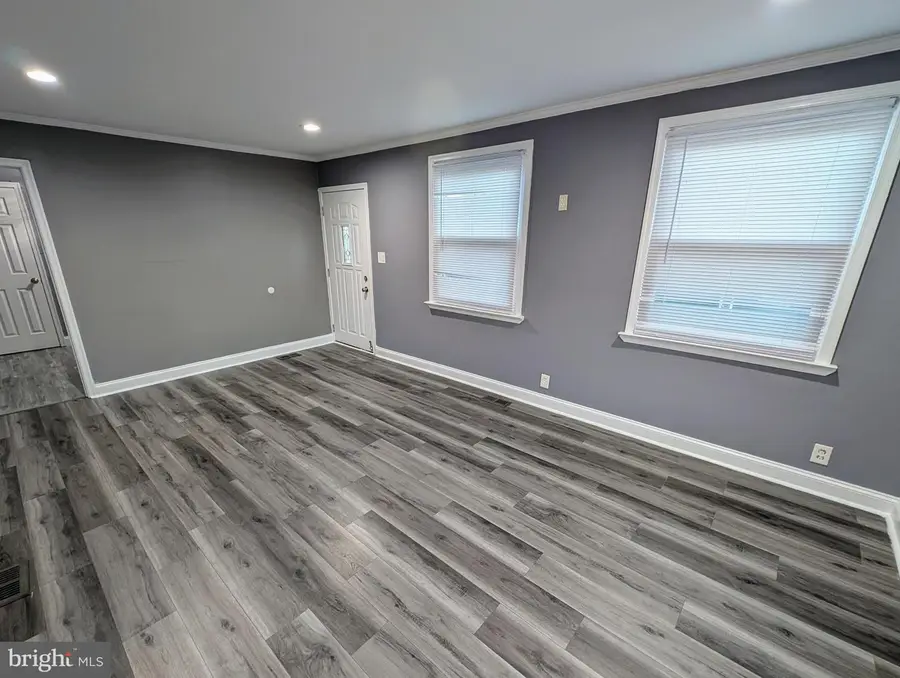 8102 Cornwall Rd, Dundalk, MD 21222 - Image #3