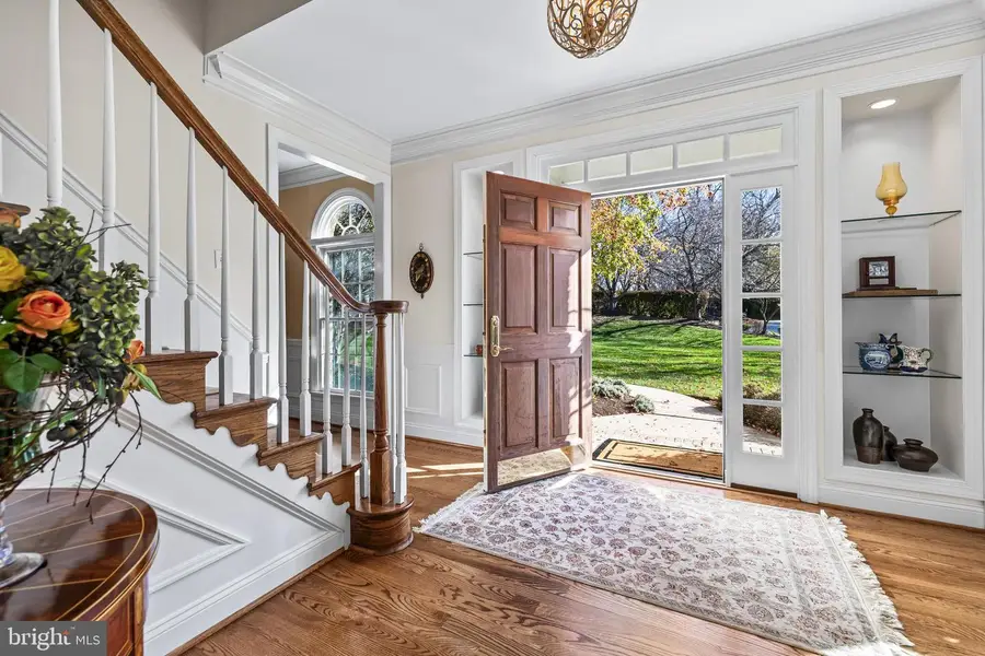 2 Hillsyde Ct, Cockeysville, MD 21030 - Image #3