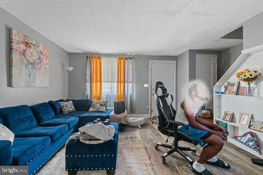 940 Saint Agnes Ln, Baltimore, MD 21207 - Image #2