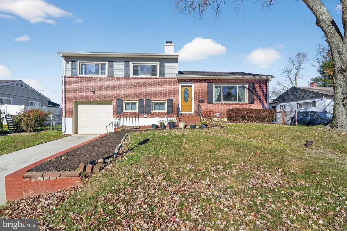 910 Prestwood Rd, Catonsville, MD 21228 - Image #1
