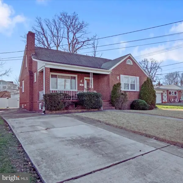 333 Ida Ave, ESSEX, MD 21221