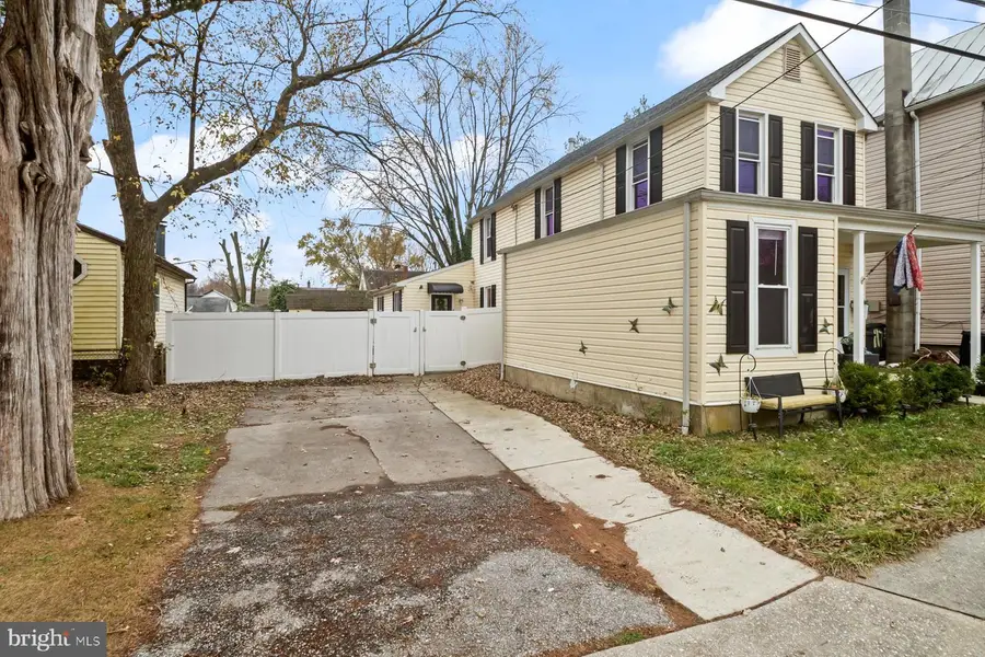 121 3rd Ave, Halethorpe, MD 21227 - Image #2