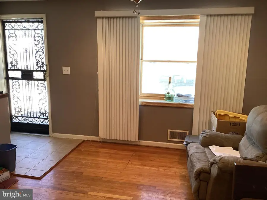 5416 Lewellen Ave, Baltimore, MD 21207 - Image #3