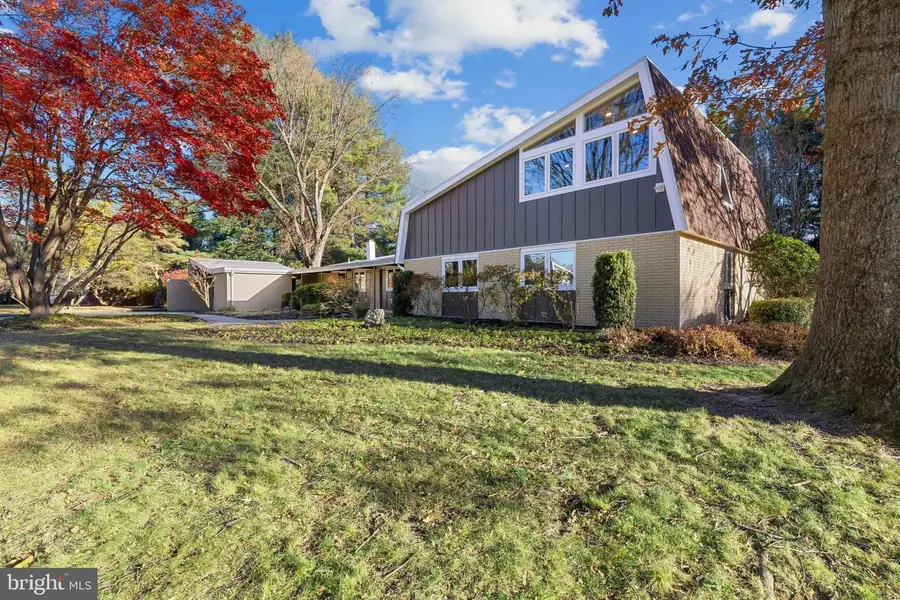 3405 Woodvalley Dr, Pikesville, MD 21208 - Image #3