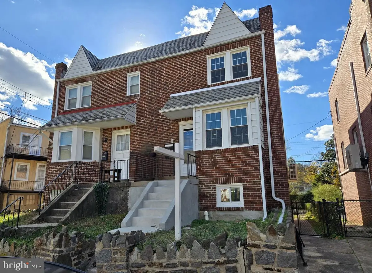 4 N Belle Grove Rd, Baltimore, MD 21228 - Image #1